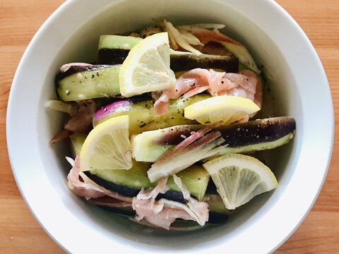 暑い日にぴったり!水なすと生ハムのマリネ